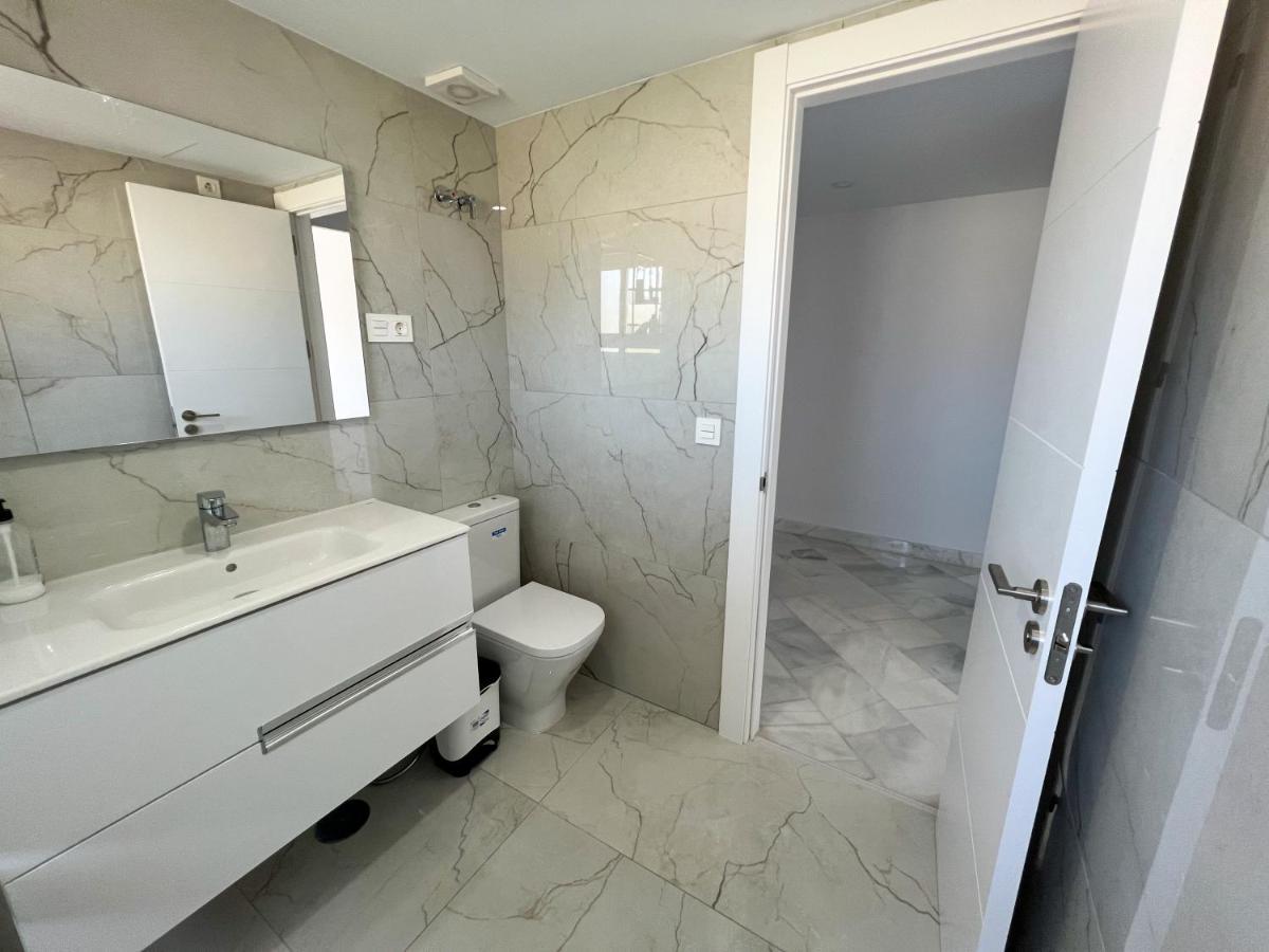 Luxury Three Bedroom Apartment At Estepona Exterior photo